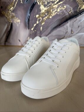 New York & Company White Men's Low-Top Sneakers